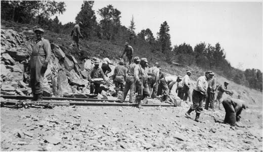 Finnish labourers clearing rocks at Brient A.C.R.