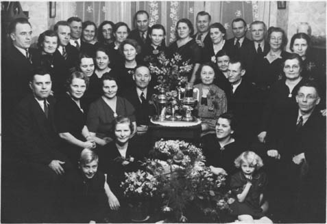 Birthday party for Lyydi Anderson &quot;Mamma Anderson&quot; who handled the many problems of Finnish Servant girls since before the First World War