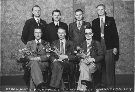 Returning Finnish Canadian volunteers from the Spanish Civil War being honoured in Toronto