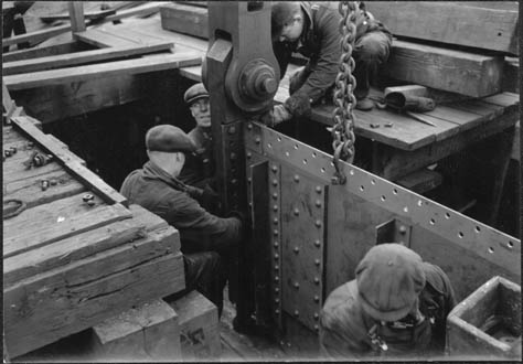 Canadian National Railway bridge construction